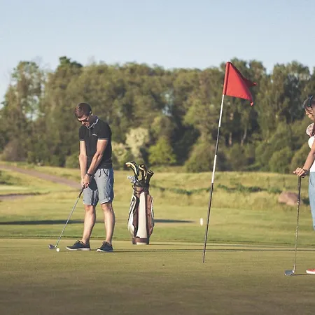 National Golf Apartman *