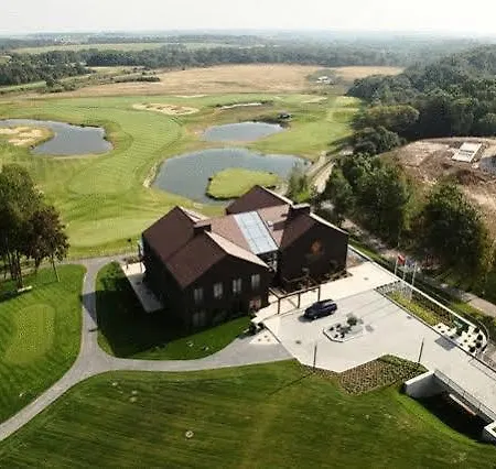 National Golf Апартаменты