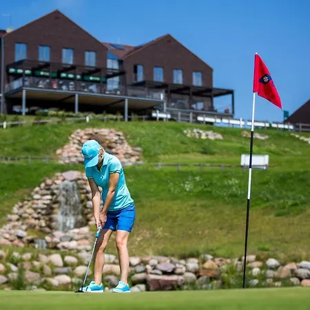 National Golf Апартаменты